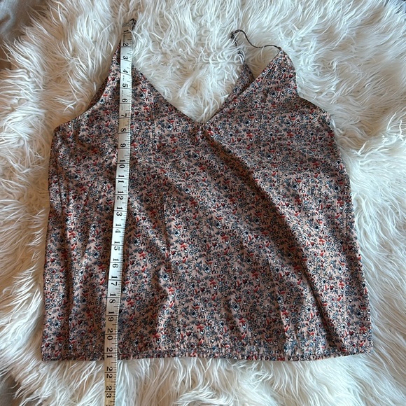 Abercrombie and Fitch Essentials Tank Top - Small - Picture 8 of 8